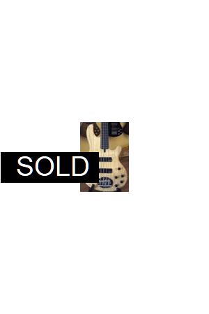 Lakland Skyline 44-01 Fretless Lakland Skyline 44-01 Fretless